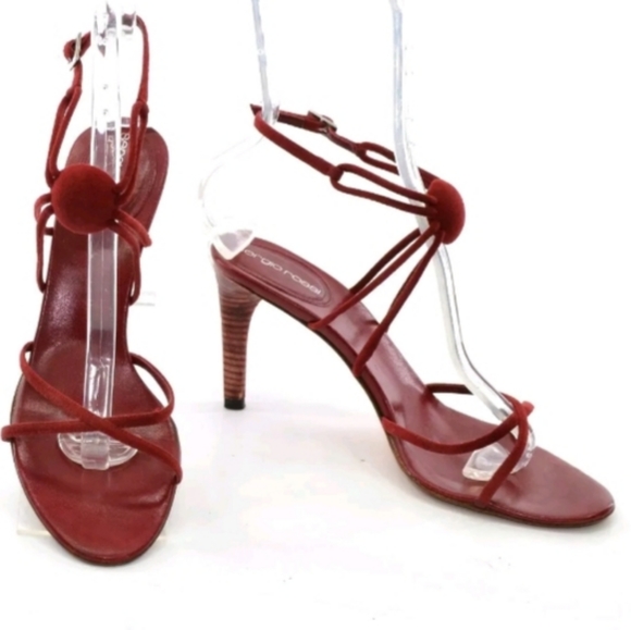 Shoes - Picture 2 of 4